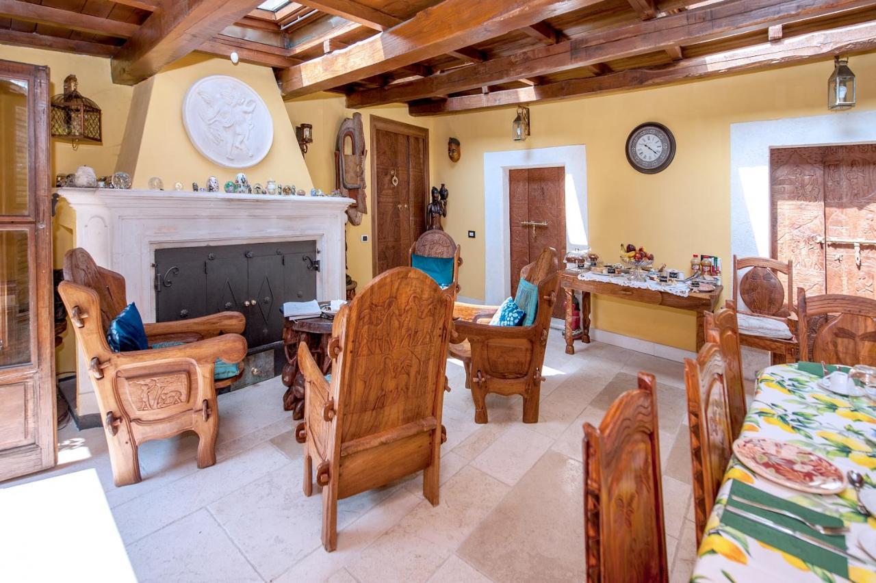 LʼAquila B&B Bone Novelle Dimora Storica Palazzo Zuzi المظهر الخارجي الصورة