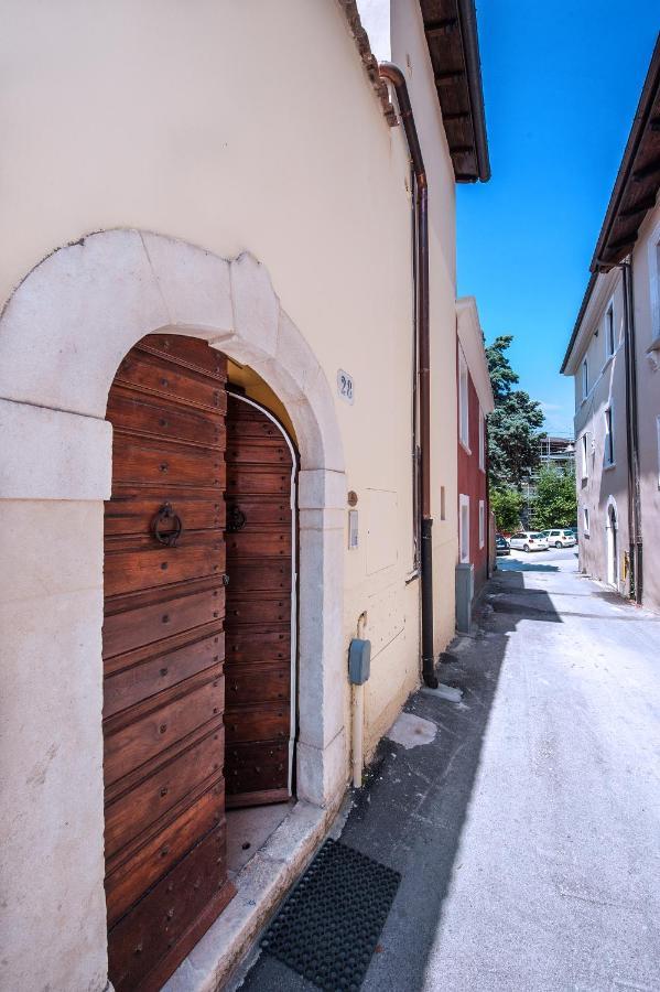 LʼAquila B&B Bone Novelle Dimora Storica Palazzo Zuzi المظهر الخارجي الصورة