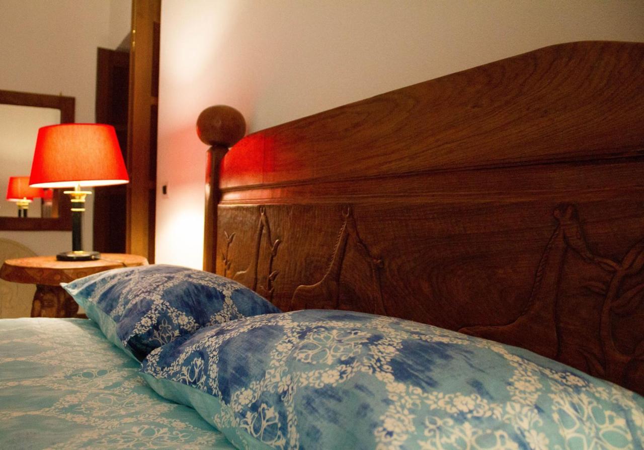 LʼAquila B&B Bone Novelle Dimora Storica Palazzo Zuzi المظهر الخارجي الصورة