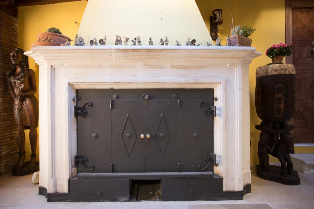 LʼAquila B&B Bone Novelle Dimora Storica Palazzo Zuzi المظهر الخارجي الصورة